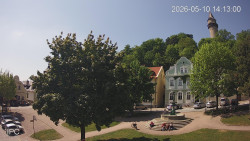 Náměstí, Hrad a Trůba