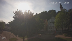 Náměstí, Hrad a Trůba