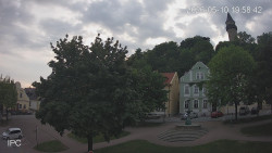 Náměstí, Hrad a Trůba