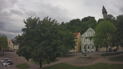 Náměstí, Hrad a Trůba