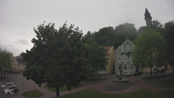 Náměstí, Hrad a Trůba