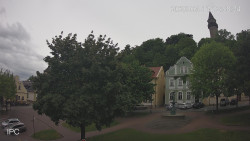 Náměstí, Hrad a Trůba