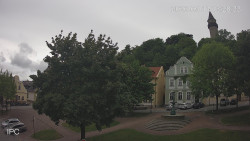 Náměstí, Hrad a Trůba