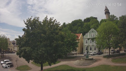 Náměstí, Hrad a Trůba