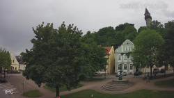 Náměstí, Hrad a Trůba