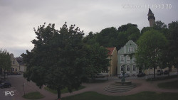 Náměstí, Hrad a Trůba