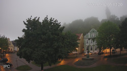 Náměstí, Hrad a Trůba