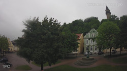 Náměstí, Hrad a Trůba