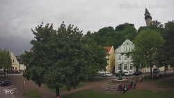 Náměstí, Hrad a Trůba