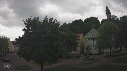 Náměstí, Hrad a Trůba