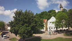Náměstí, Hrad a Trůba