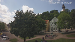 Náměstí, Hrad a Trůba