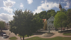Náměstí, Hrad a Trůba
