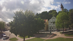 Náměstí, Hrad a Trůba
