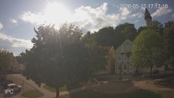 Náměstí, Hrad a Trůba