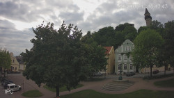 Náměstí, Hrad a Trůba