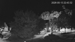 Náměstí, Hrad a Trůba