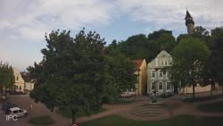 Náměstí, Hrad a Trůba