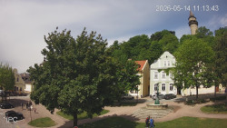 Náměstí, Hrad a Trůba