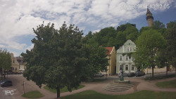 Náměstí, Hrad a Trůba