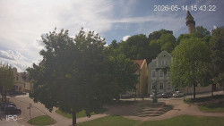 Náměstí, Hrad a Trůba