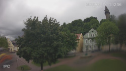 Náměstí, Hrad a Trůba