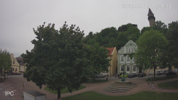 Náměstí, Hrad a Trůba