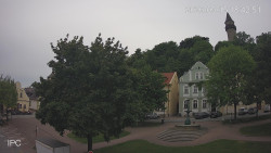 Náměstí, Hrad a Trůba