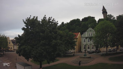 Náměstí, Hrad a Trůba