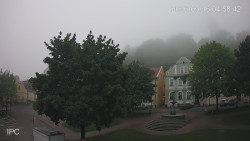 Náměstí, Hrad a Trůba