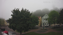 Náměstí, Hrad a Trůba