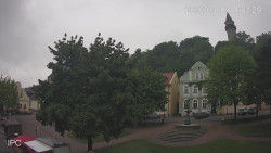 Náměstí, Hrad a Trůba
