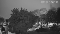 Náměstí, Hrad a Trůba