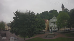 Náměstí, Hrad a Trůba