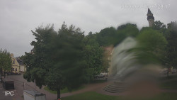 Náměstí, Hrad a Trůba
