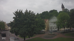 Náměstí, Hrad a Trůba