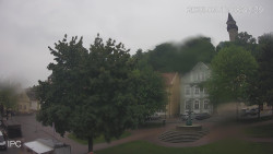 Náměstí, Hrad a Trůba