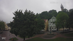 Náměstí, Hrad a Trůba