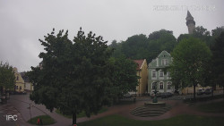 Náměstí, Hrad a Trůba