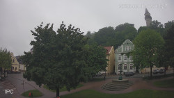 Náměstí, Hrad a Trůba