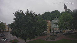 Náměstí, Hrad a Trůba