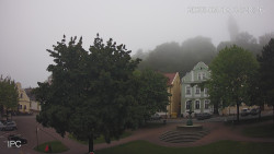 Náměstí, Hrad a Trůba