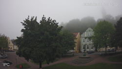 Náměstí, Hrad a Trůba