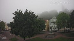 Náměstí, Hrad a Trůba