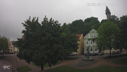Náměstí, Hrad a Trůba