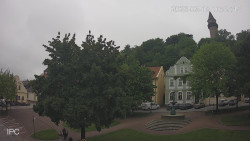 Náměstí, Hrad a Trůba