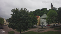 Náměstí, Hrad a Trůba