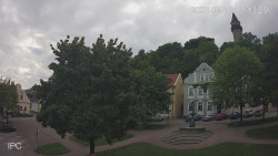 Náměstí, Hrad a Trůba