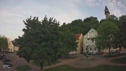 Náměstí, Hrad a Trůba