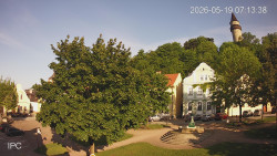 Náměstí, Hrad a Trůba